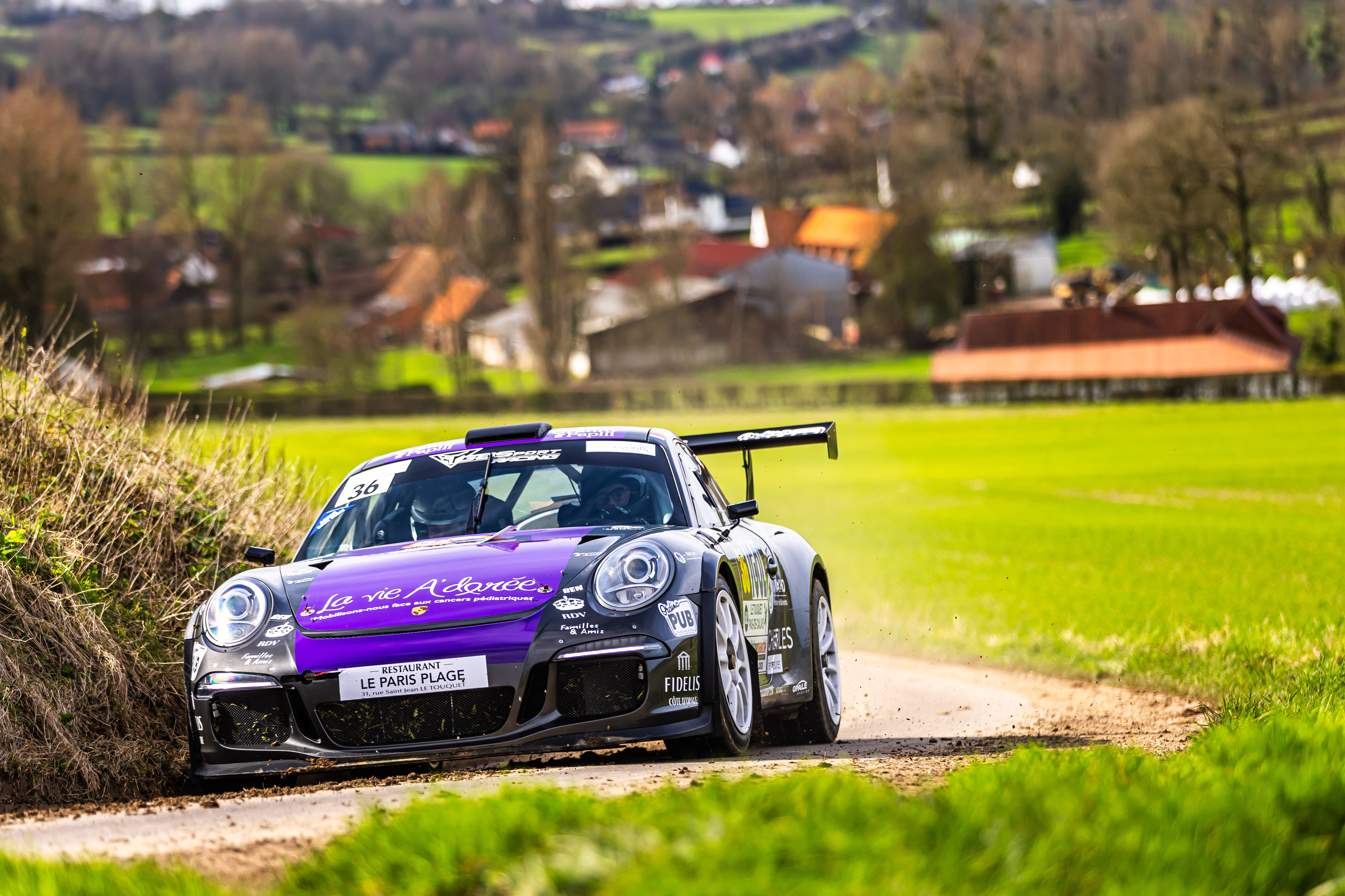 Avec la Porsche, nouvelle victoire GT+ au Rallye Le Touquet pour Ben et Jean-Charles !